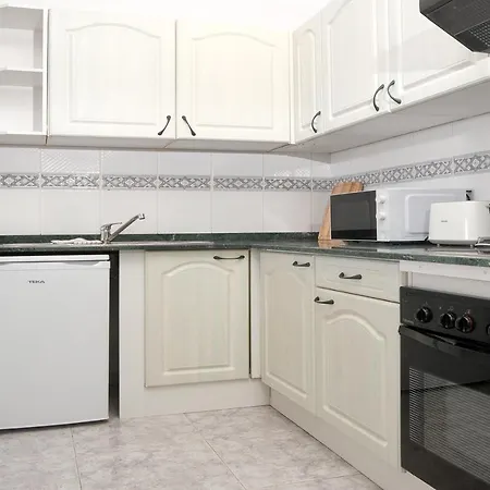 Semesterbostad Casa Atlantida-quiet House With Balcony And Fast Wifi *