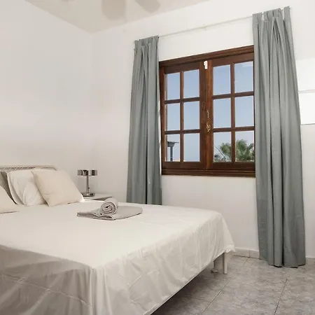 Casa Atlantida-quiet House With Balcony And Fast Wifi Holiday home *